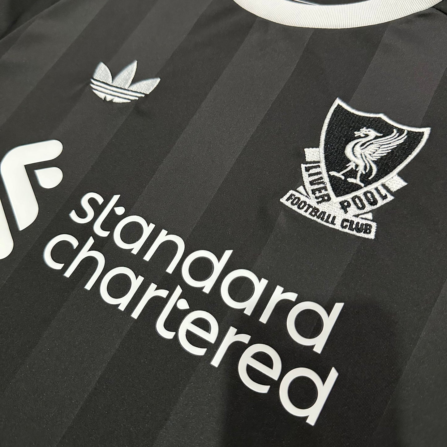 Liverpool Retro Kit – Black & White Edition
