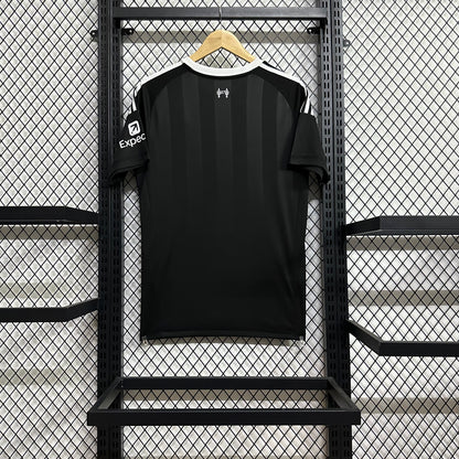 Liverpool Retro Kit – Black & White Edition